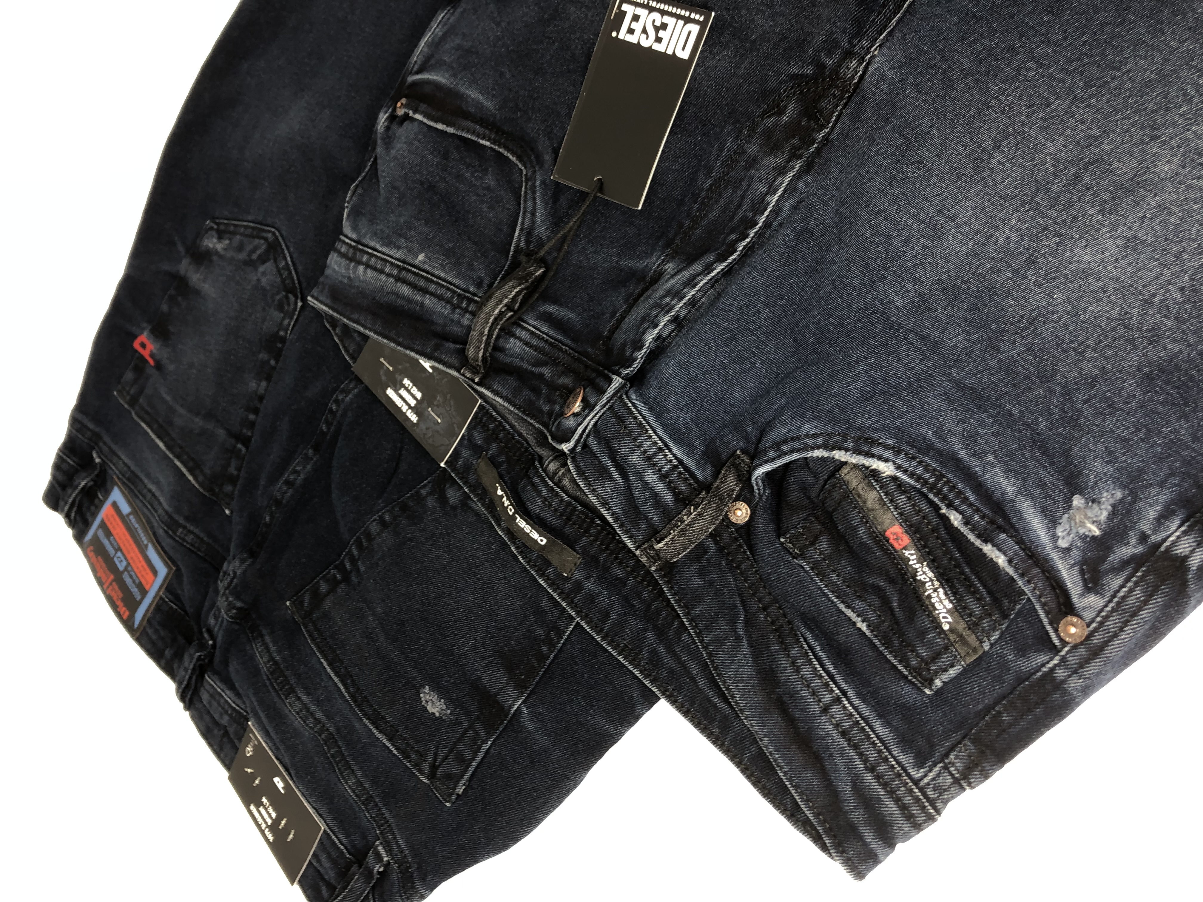 Foto 2 de CALÇA JEANS PREMIUM DIESEL