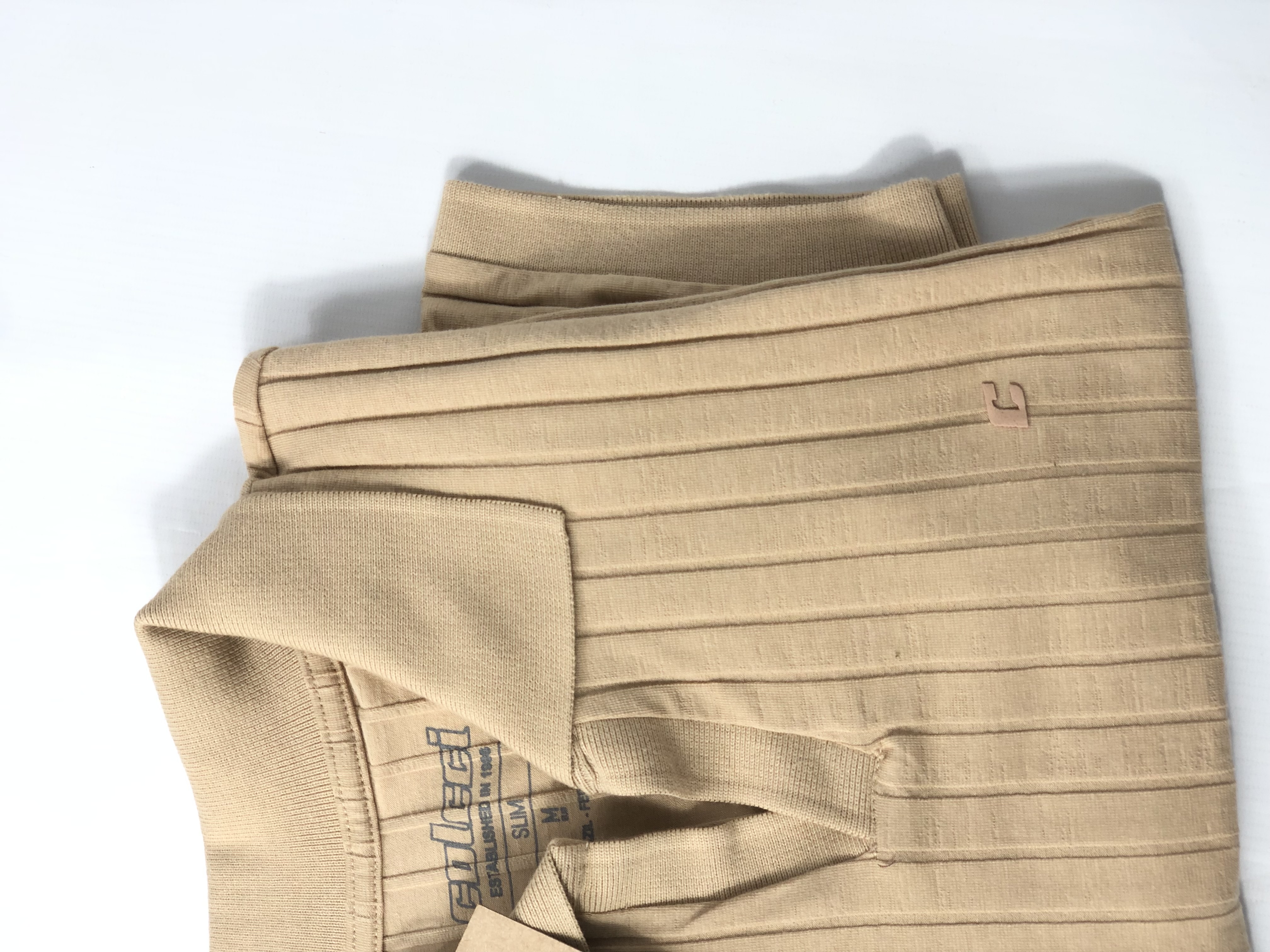 Foto 2 de CAMISA POLO TEXTURIZADA COLCCI