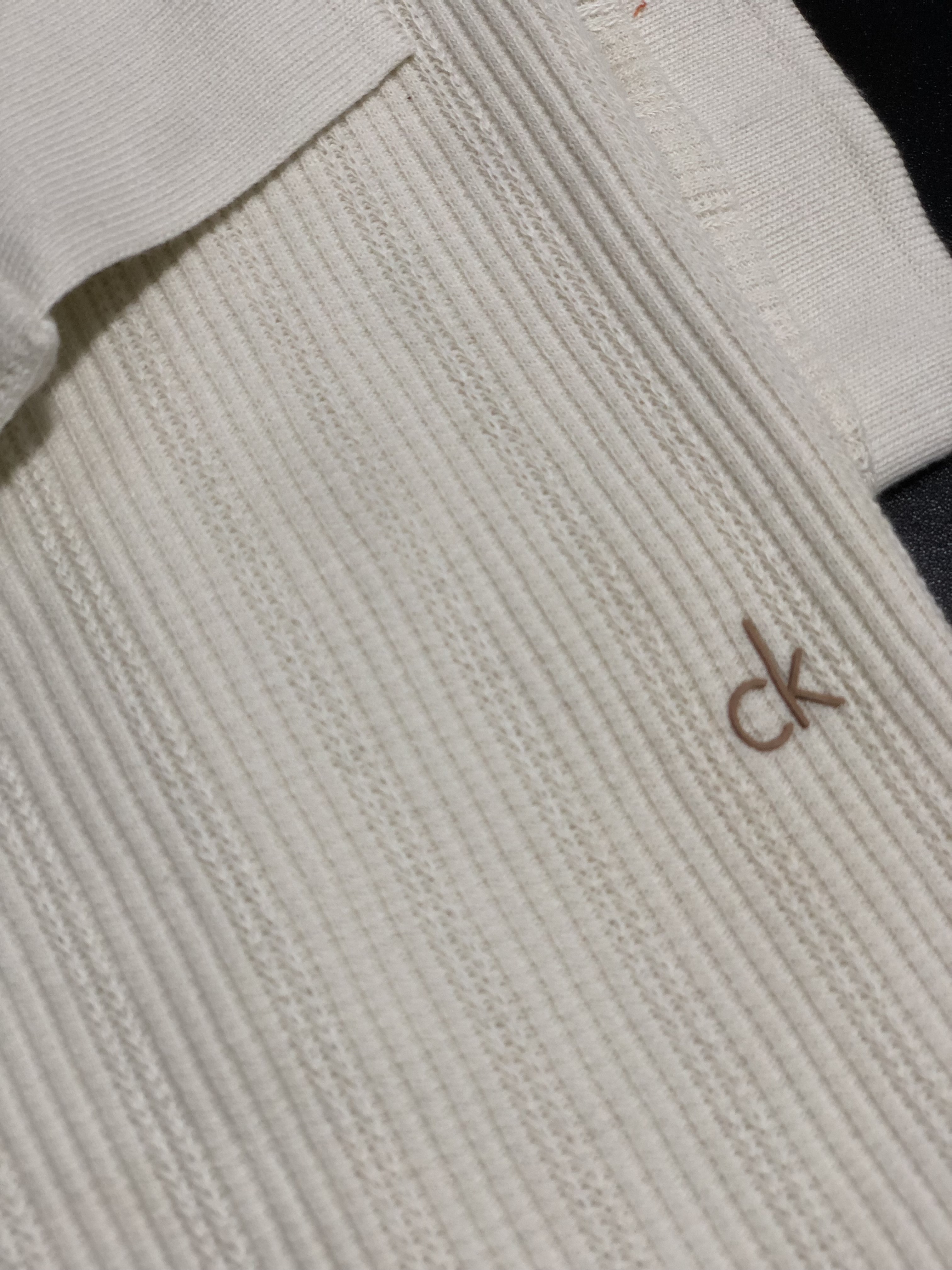 Foto 2 de CAMISA POLO TEXTURIZADA CALVIN KLEIN